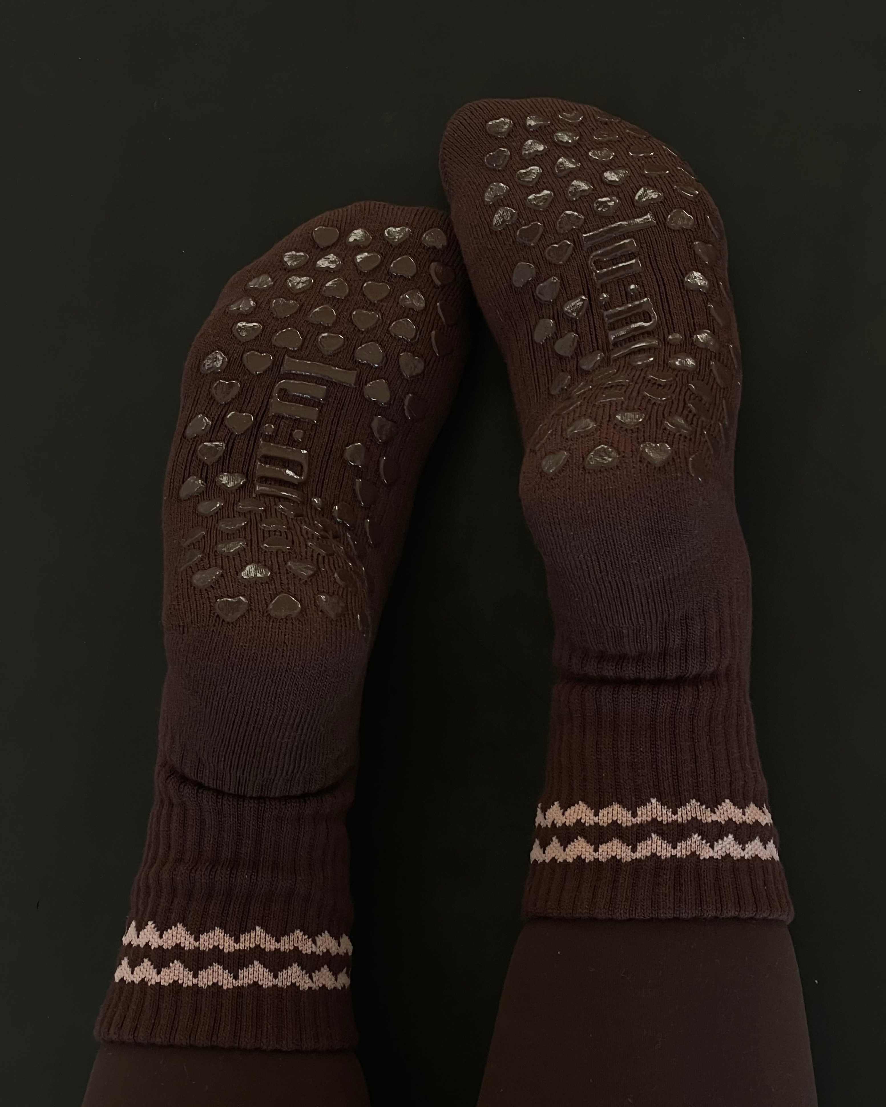 Chaussettes Antidérapantes de Pilates Marron - ENKR
