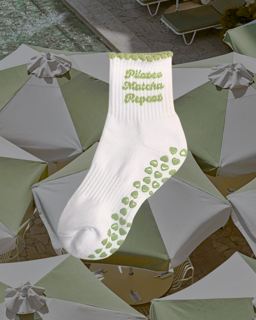 Matcha Grip Socks – Stylishe Pilates- & Yoga-Socken mit herzförmigen Anti-Rutsch-Grips